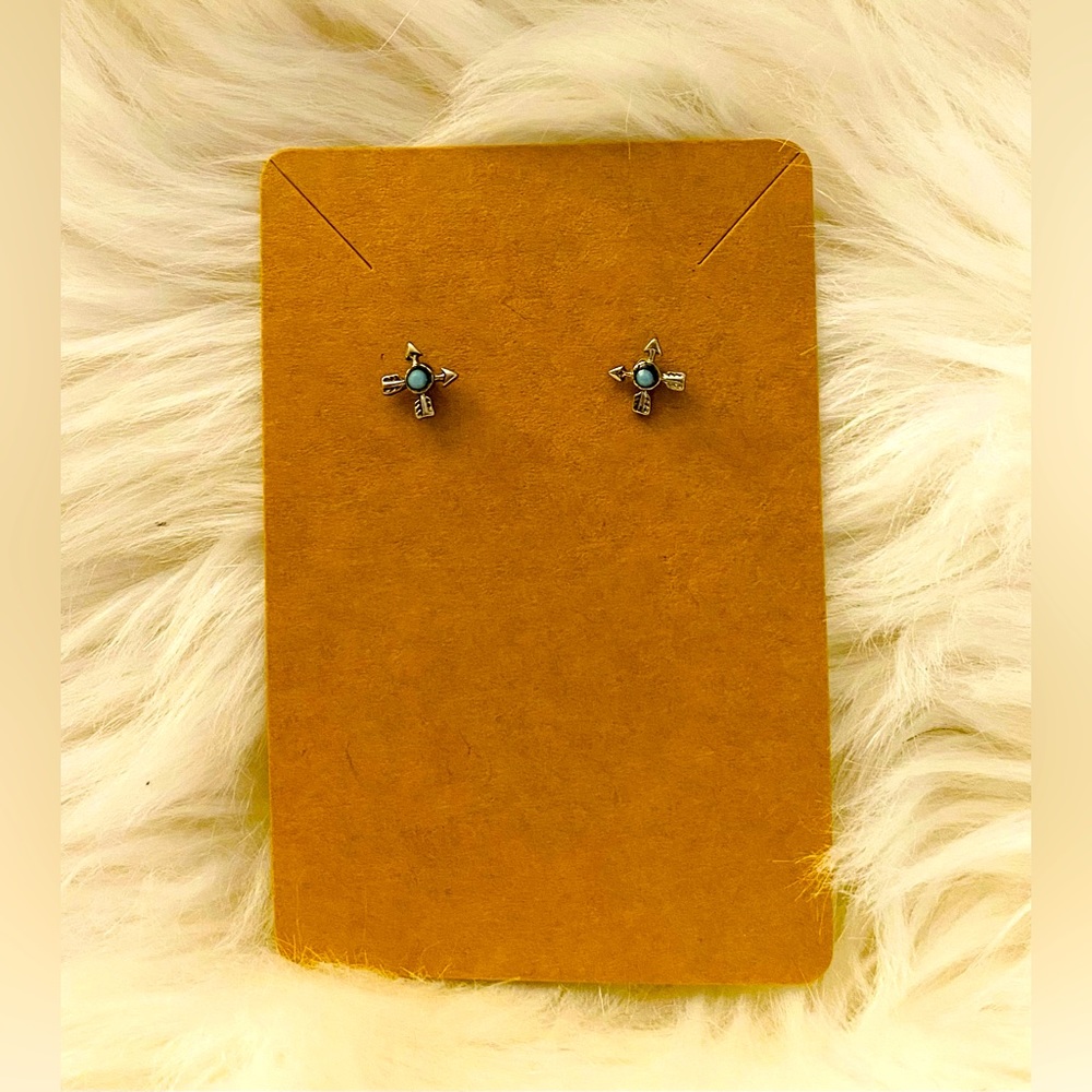 Boutique Crossed Arrows Hypoallergenic Earrings